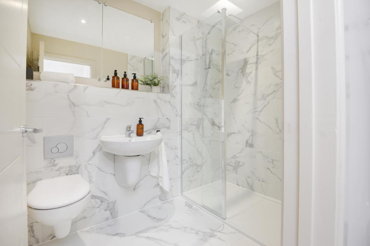 Apartment Three - Free Private Car Park - Sleeps 6 - 3 Shower Rooms - By Ocean City Retreats Plymouth Exterior foto