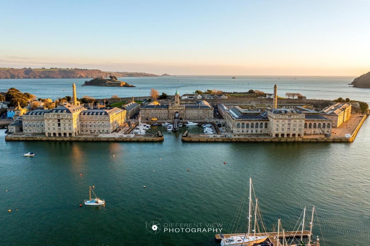 Apartment Three - Free Private Car Park - Sleeps 6 - 3 Shower Rooms - By Ocean City Retreats Plymouth Exterior foto
